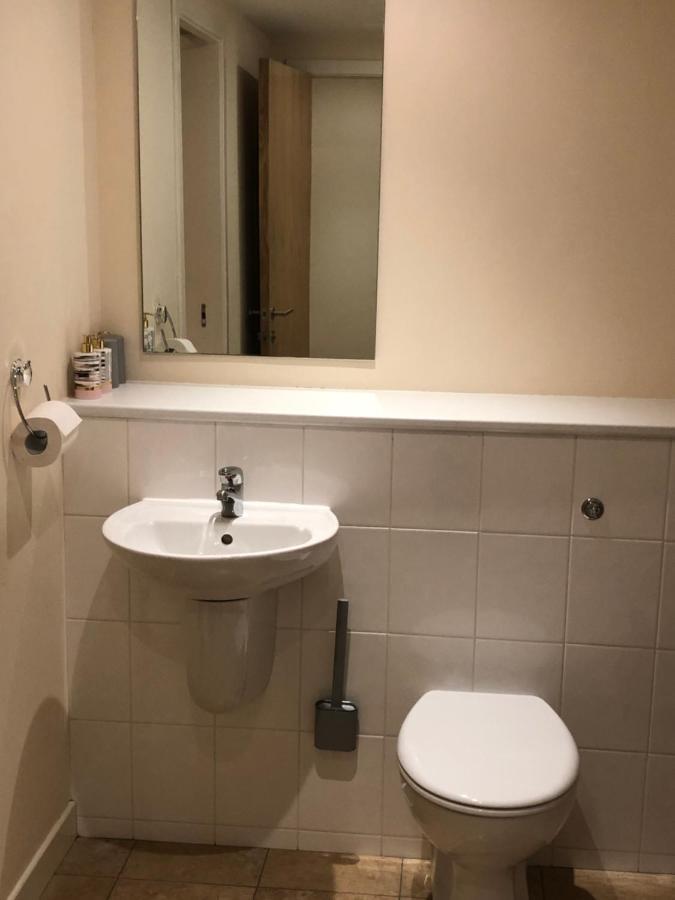 Апартаменты 2 Bed 2 Bath With Private Parking Эдинбург Экстерьер фото