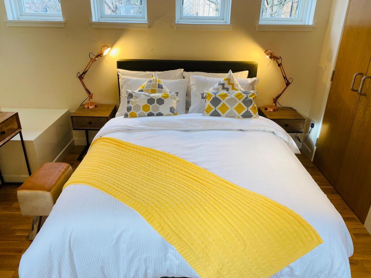 Апартаменты 2 Bed 2 Bath With Private Parking Эдинбург Экстерьер фото
