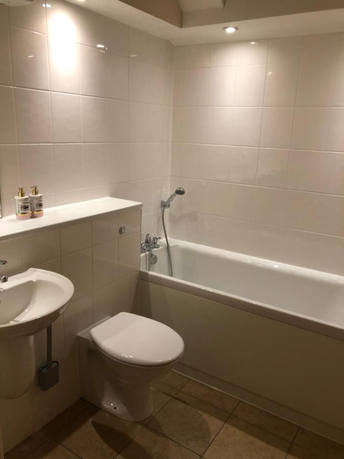 Апартаменты 2 Bed 2 Bath With Private Parking Эдинбург Экстерьер фото