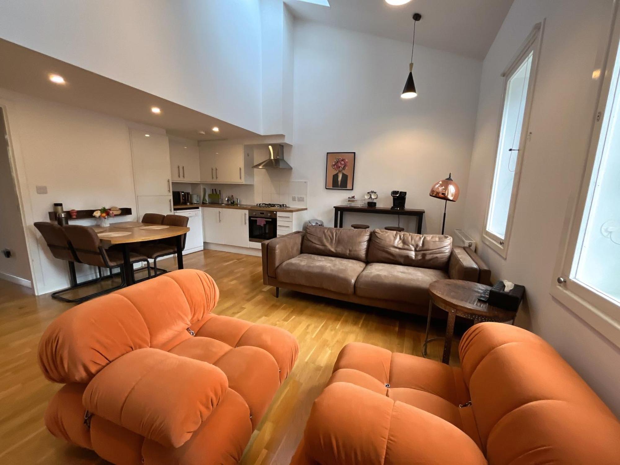 Апартаменты 2 Bed 2 Bath With Private Parking Эдинбург Экстерьер фото